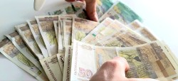 В ЕС неравенството при заплащането между мъжете и жените е 13%, а у нас то спада от 17% до 13%