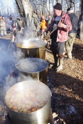 Спортно-туристически празник "Камичето" - от всичко по много