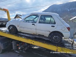 Вдигнаха стари коли от общински терени