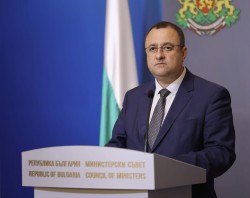 Министър Иванов: Сериозни предложения се правят по веднъж