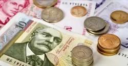 Абитуриентите плащат сами здравните си осигуровки през летните месеци