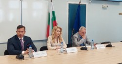 НАП, КЗК и КЗП обявиха данни от съвместните проверки в над 160 търговски обекта в 30 града