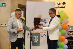 Тържествено завърши първата учебна година на Езиков център "Марконис" - клон Етрополе