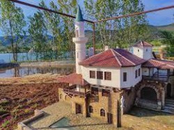 На 18 юли откриват парка „България Ленд” край езерото в Правец