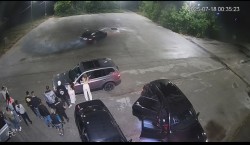 Камерите видяха: Дрифт терор посред нощ при спортната залата