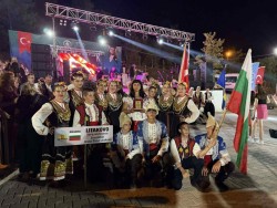 Танцов състав "Литаковче" участва в Международен фолклорен фестивал
