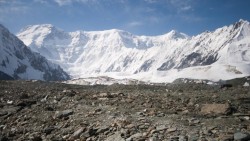 Победа - върхът-убиец от петте седемхилядника на "Снежния леопард"