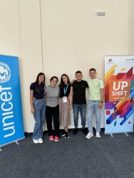 Младежи от Ботевград превръщат идея в реалност по UPSHIFT