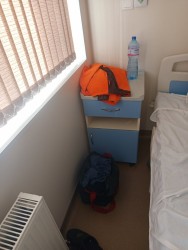 Пациенти на МБАЛ Ботевград: Да се помисли за гардероби в болничните стаи