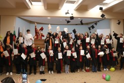 Eзиков център „Марконис“ отбеляза 15 години с впечатляващи постижения и признание от Кеймбридж