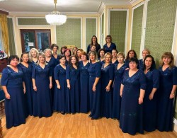 Хор „Бонка Големанова” на националния фестивал „Панайот и Любомир Пипкови“ в Ловеч