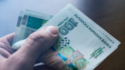 10-годишен внук задигна 100 лева от портмонето на баба си в Етрополе