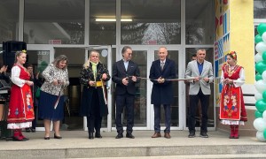 Откриха СТЕМ- център и обновената база на ПГТМ „Христо Ботев“