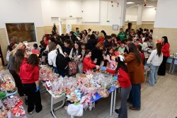 Благотворителният базар в ОУ Н. Й. Вапцаров“ успя да събере 24 925 лв.