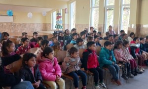 Въхновяващо коледно представление в ОУ "Христо Ботев" - с. Лопян