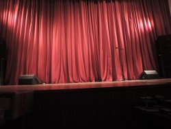 Препълнена зала и много награди по време на концерта „В ритъма на Коледа“