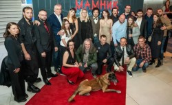 "Мамник" от "Осанна" до "Разпни го"