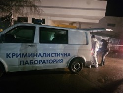 Задържани са извършителите на въоръжен грабеж в Ихтиман