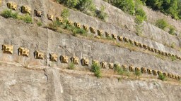  Сключен е договорът за укрепване на анкерната стена при 210-и км на път I-1 Ботевград - София