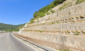 До 29 януари за обследване на анкерната стена на път I-1 ще се променя организацията на движение в 500-метров участък от АМ „Хемус“ в Софийска област