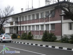 Разкриха малолетни извършителки на кражба при полицейска операция в Етрополе