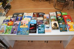 Нови книги за библиотеката по програма „Българските библиотеки – съвременни центрове за четене и информираност“
