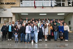 По време на областен форум в Правец: Представители на 20 училища от Софийска област казаха „НЕ на агресията!“