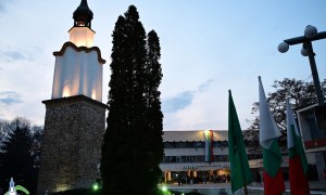 С 3D мапинг шоу и празнична заря завърши честването на Националния празник в Ботевград