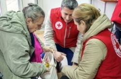 Започва раздаването на хранителни продукти по Програма „Храни“