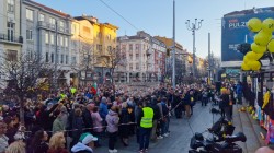 Граждани протестират в центъра на София с искане да се разкрие истината за случаите „Петрохан" и „Околчица"