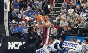 Отличен Гавалюгов, но драма спря Санта Клара в Мартенската лудост