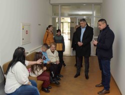 Над 360 деца бяха прегледани безплатно в мащабна кампания в Етрополе