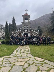 Моменти от обиколката на местните мотористи