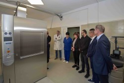 МБАЛ „Проф. д-р Ал. Герчев“ Етрополе получи дарение иновативен стерилизатор