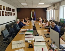 Областният управител Иван Димитров: Координацията и подготовката за изборите върви безпроблемно и по график