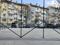 Общината Ботевград ще отпусне до 21 485 евро за оборудване на многофункционално игрище и детска площадка