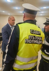 Глобиха Румен Радев за неправилно в паркиране в деня на изборите