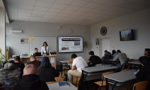 Ученици от ППМГ с високи изпитни резултати влязоха в ролята на учители в други учебни заведения в Софийска област 