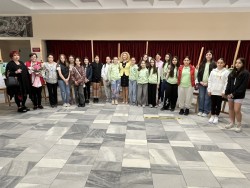 Ученици от ОУ “Н. Й. Вапцаров“ подредиха изложба, посветена на 24 май