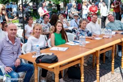 Легендарната треньорка Нешка Робева празнува юбилей днес
