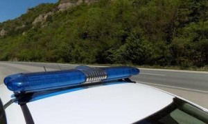 Починал мъж с видими следи от насилие в с. Ямна, двама задържани за разследване