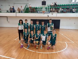 Отборът на ОУ "Н.Й. Вапцаров" стана шампион на Ученическите игри