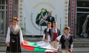 Осмото издание на „Златни нишки“ събра рекордните 60 състава и над 1000 участници