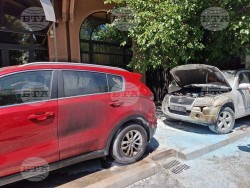 Два от дипломатическите автомобили на българското посолство в Скопие бяха запалени по обед в столицата на Северна Македония