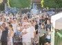 ХИЛЯДИ ЖИТЕЛИ АПЛОДИРАХА ПЪРВОТО ИЗПЪЛНЕНИЕ НА ХИМНА НА ЕТРОПОЛЕ В НАВЕЧЕРИЕТО НА ПРАЗНИКА НА ГРАДА