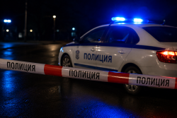 Мъж с нож предизвика сбиване в казино в Джурово, четирима пострадаха