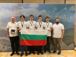 Пет медала за България от най-престижната Международна олимпиада по физика