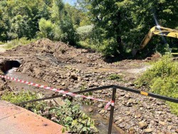 Нов мост ще замени опасното съоръжение над Суха река в Бойковец