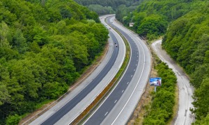 От 10 до 13 август: Временни ограничения на движението по АМ „Хемус“ заради почистване на растителност
