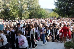 ПГПЧЕ „Алеко Константинов“ откри новата учебна година с близо 500 ученици